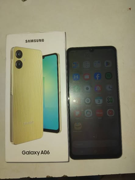 Samsung A06 128gb photo 1