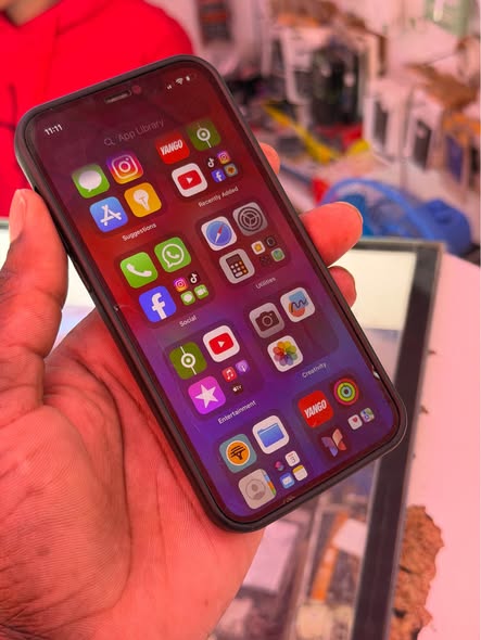 iPhone 12 photo 1