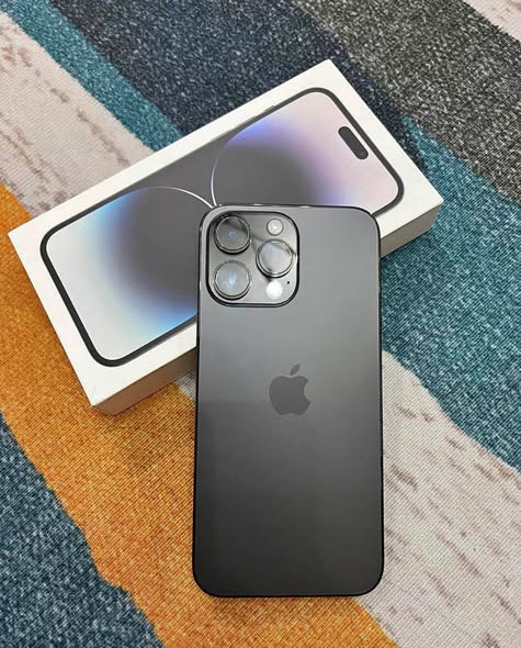 iPhone 14 Pro Max photo 1