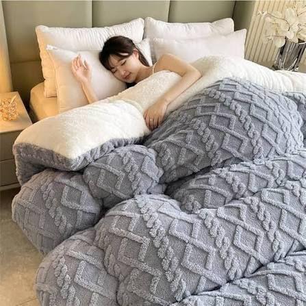 Blankets photo 3