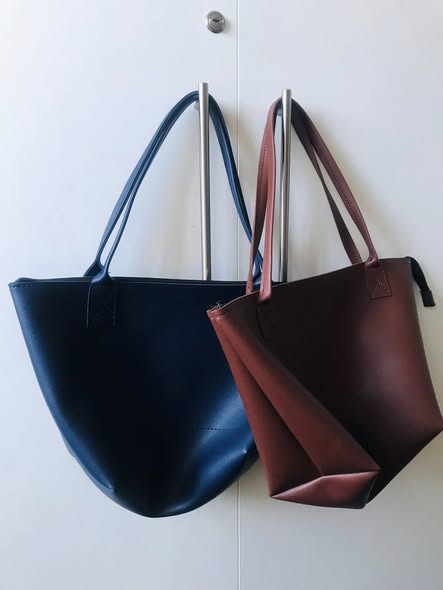 Women leather tote bags photo 4
