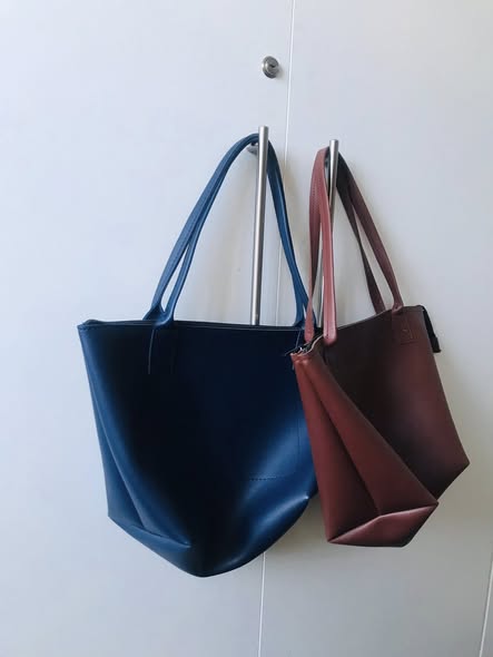Women leather tote bags photo 5