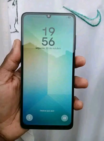 SAMSUNG A06 64GB photo 3