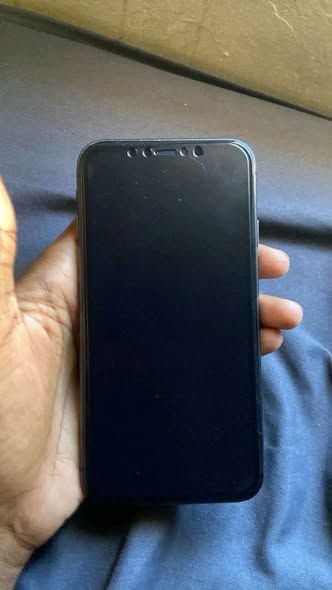IPhone 11  128gb photo 1