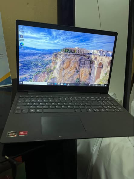 Lenovo IdeaPad S145 photo 2