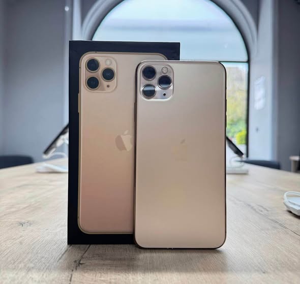 IPhone 11 Pro Max  256 g photo 1