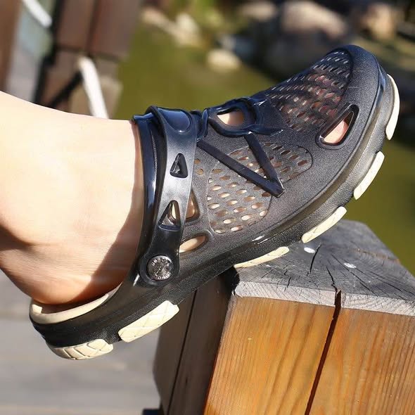 Crocks photo 1