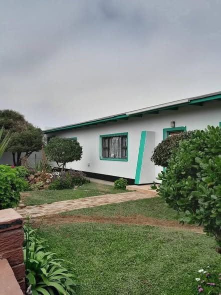 HOUSE FOR SALE IN HENTIES BAY photo 2