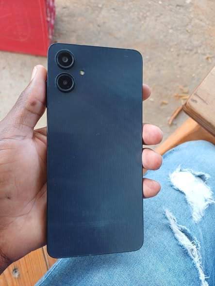 Samsung A06 64gb photo 2