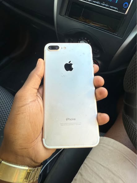 iPhone 7+ photo 2