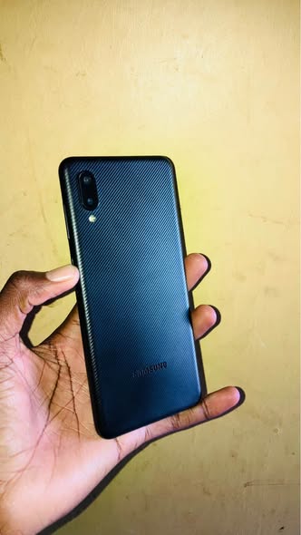 Samsung A02 photo 1