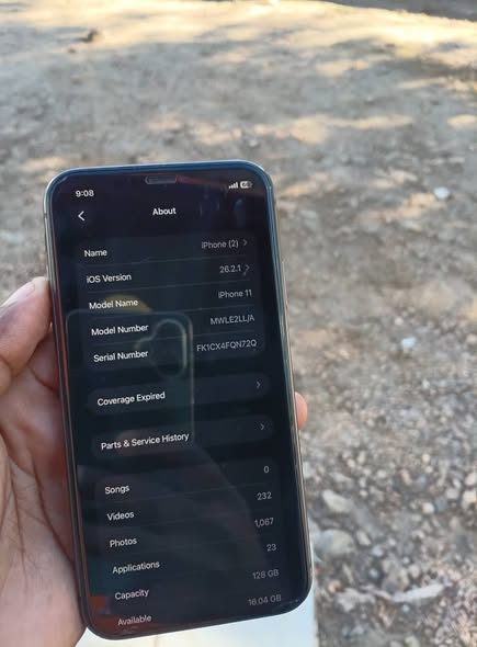 iPhone 11 128gig photo 4