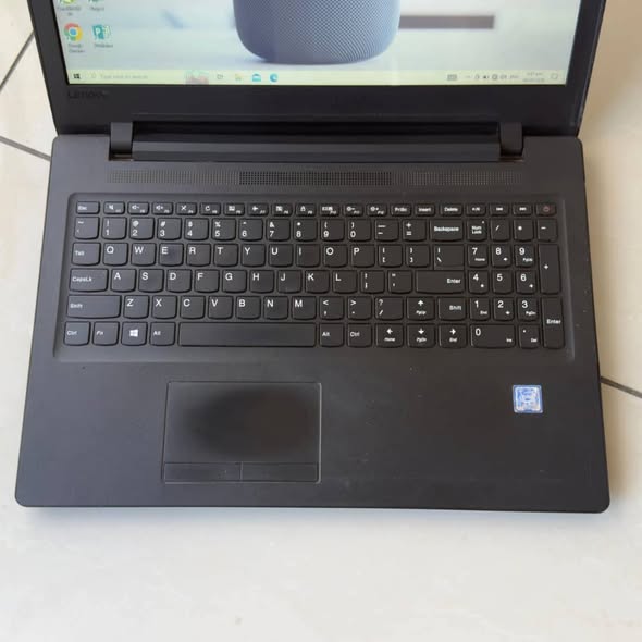 Laptop photo 1