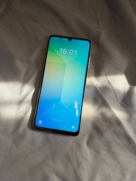 Samsung a06 64GB photo 2