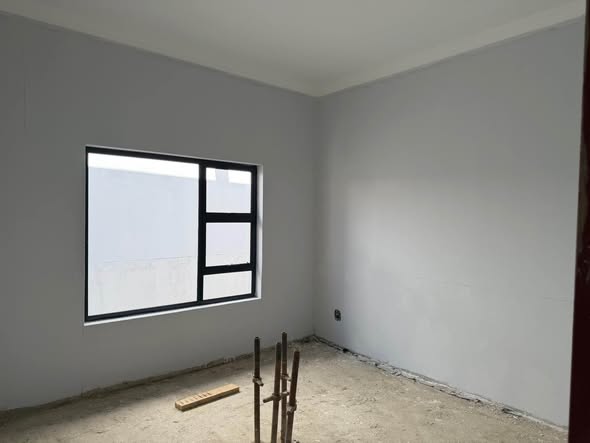 House for sale photo 5