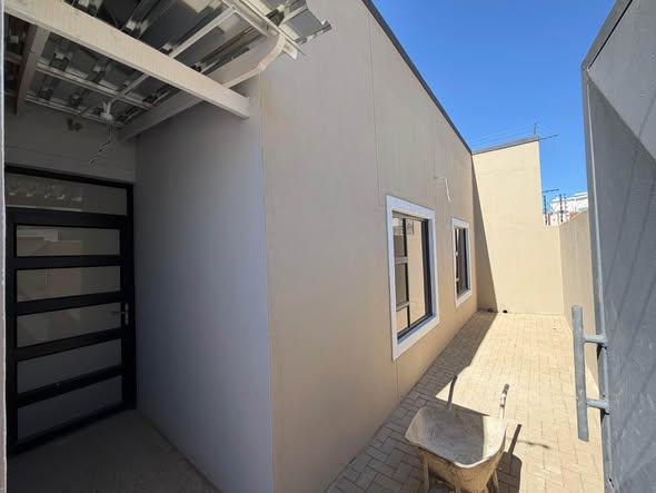 House for sale photo 1
