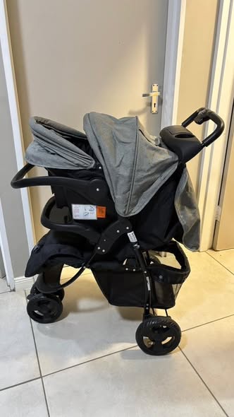 3 in one Combo ( Car Seat, Carrier & Troller ) photo 2