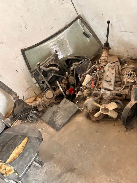 Ford cortina v6 engine photo 5