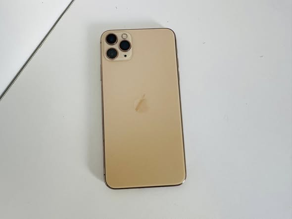 IPHONE 11 PRO MAX photo 4
