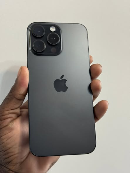 IPHONE 16 PRO MAX 256GB photo 1