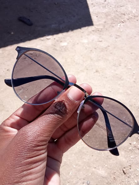 Photochromic sunglasses photo 3