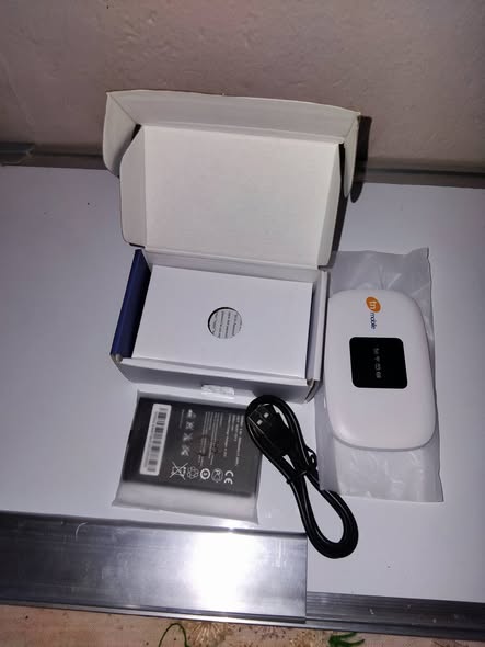 Pocket wifi photo 5