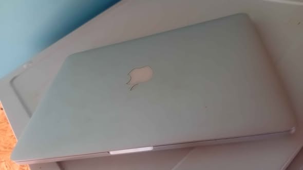 MacBook pro photo 5