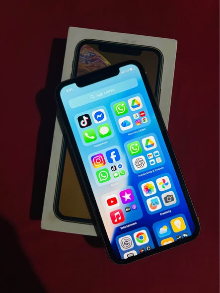 iPhone XR photo 5