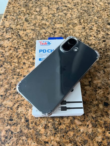 iPhone 16 photo 2