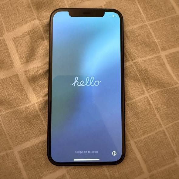 iPhone 12 photo 1