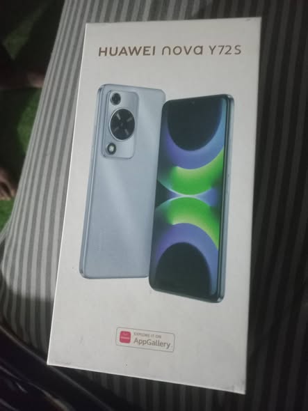 HUAWEI NOVA Y72s 128GB photo 1