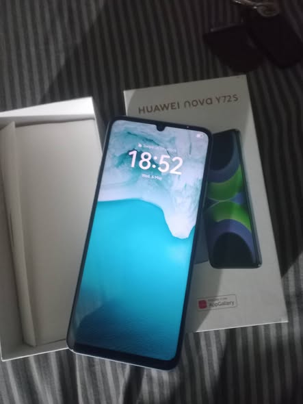 HUAWEI NOVA Y72s 128GB photo 4