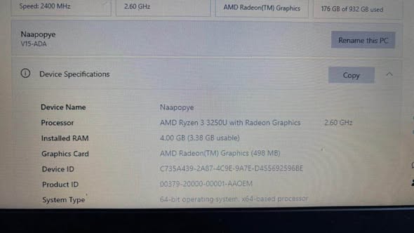 Lenovo laptop photo 3