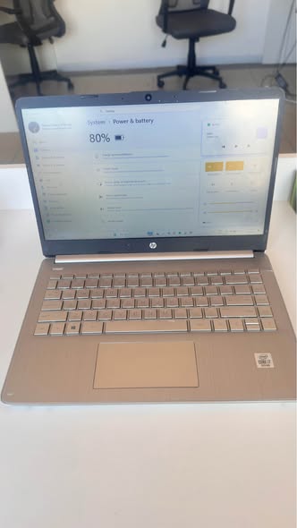 HP laptop (COREi7) 10th gen photo 2