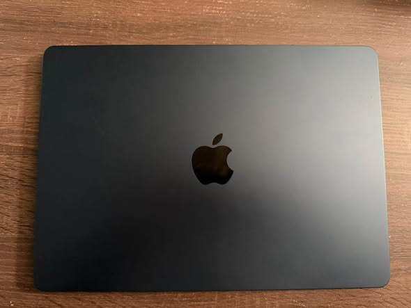 MacBook Air 13” M4 10 core photo 2