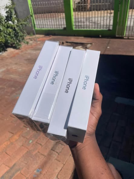 iPhones photo 1