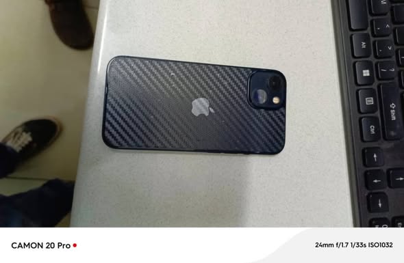 iPhone 13 256GB photo 2
