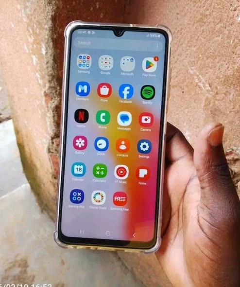 Samsung galaxy a06 photo 2