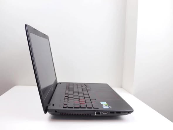 ASUS GAMING LAPTOP photo 3