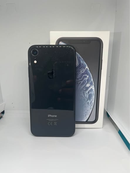 IPHONE XR- 64GB photo 2