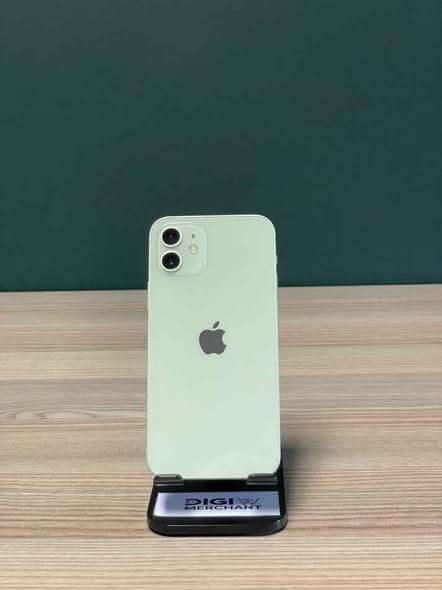 iPhone 12 128GB photo 3