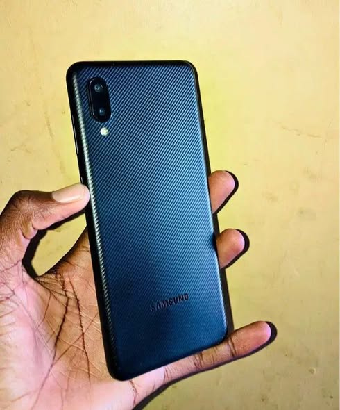Samsung A02 photo 1