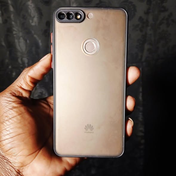 Huawei y7 photo 4