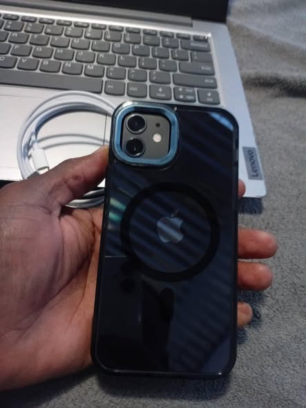 iPhone 12 64gb photo 4
