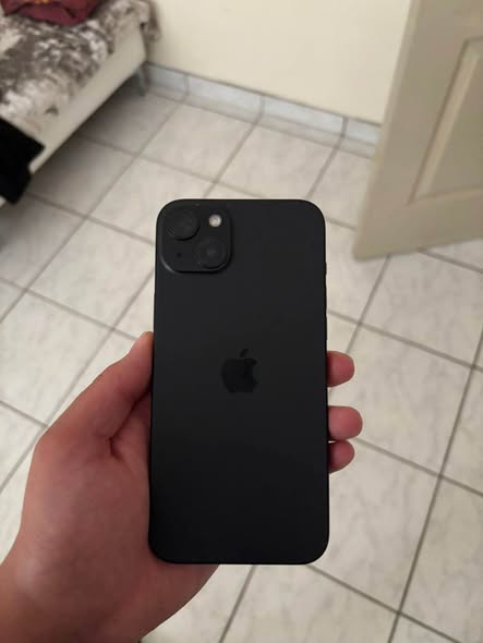 iPhone 15 Plus photo 5