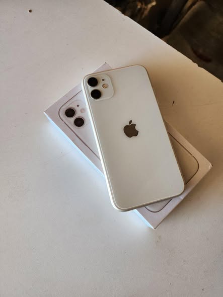 iPhone 11 64gb photo 5