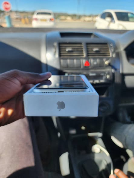 iPhone 11 64gb photo 3
