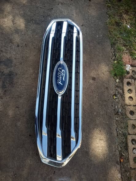 2016-2020 FORD RANGER T8 GRILL photo 3