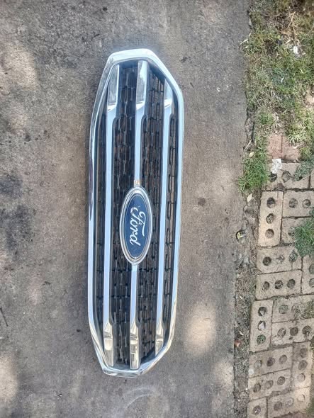 2016-2020 FORD RANGER T8 GRILL photo 1
