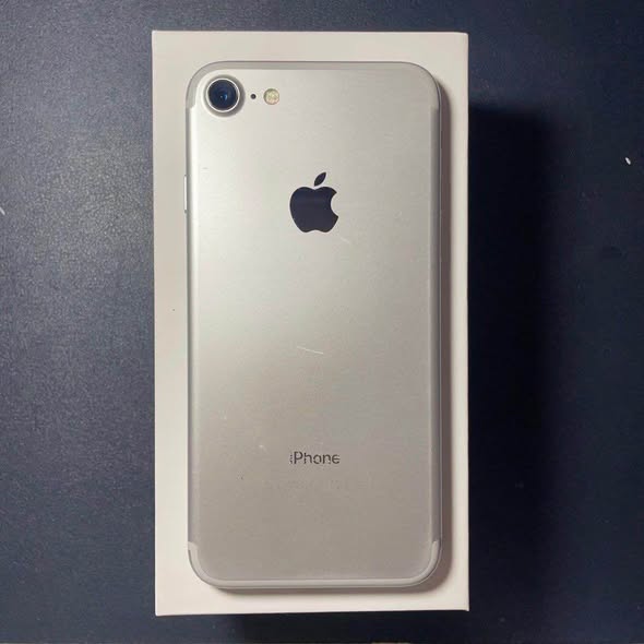 iPhone 7 photo 2